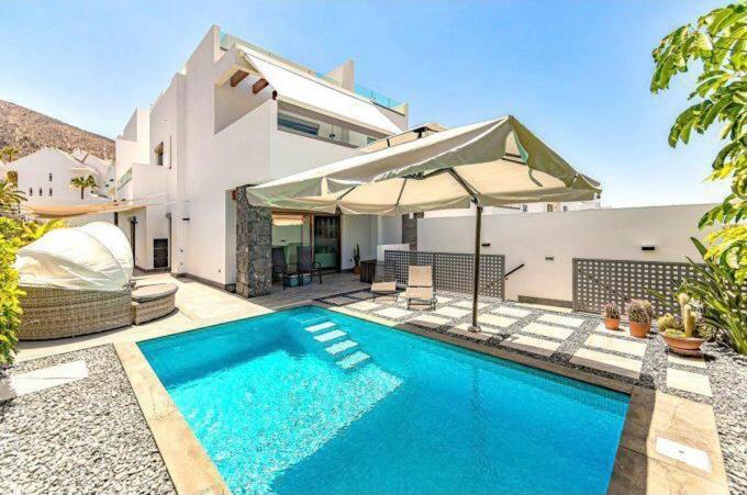 Luxury Villa Tropical Private Heated Pool Los Cristianos  Dış mekan fotoğraf